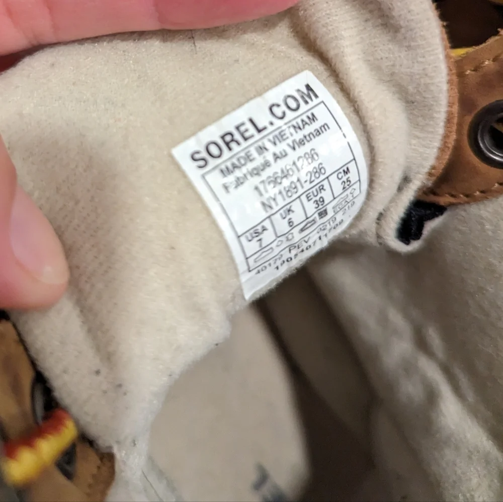 SOREL Cheyanne II Waterproof Leather lace-up duck boots snow winter boots